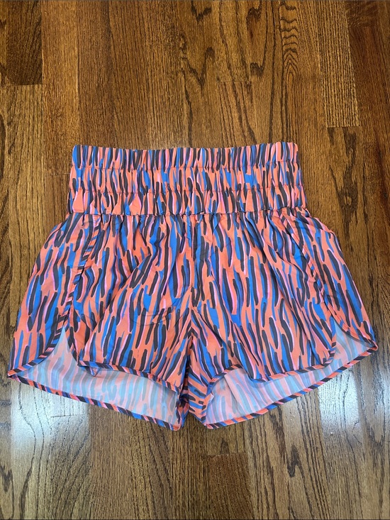 SSYS Pants - Women's High-Waist Pink & Blue Printed Shorts
